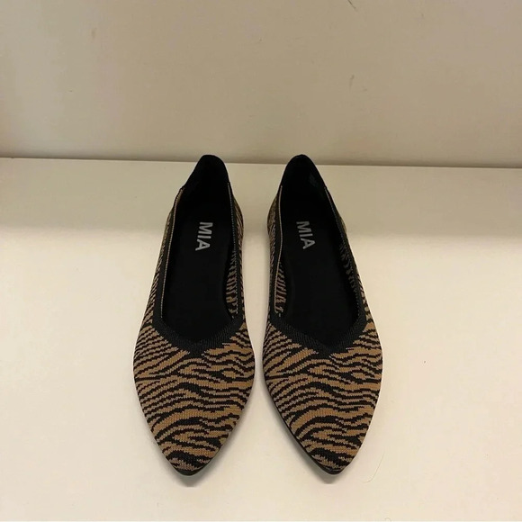 MIA Kerri Zebra Slip-On Shoe Size 6.5 statement animal trend - Picture 4 of 7